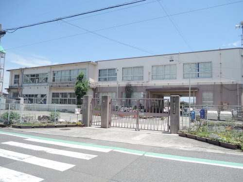 中学校　泉南市立西信達中学校（中学校）まで310m
