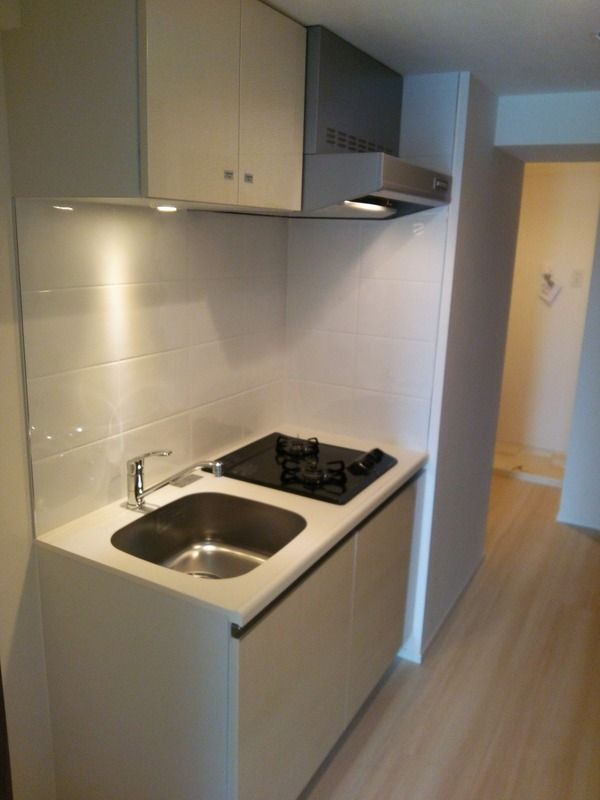 キッチン　（別タイプ参考写真）レガリス西日暮里ステーションフロント　荒