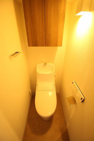 トイレ　（別タイプ参考写真）レガリス西日暮里ステーションフロント　荒