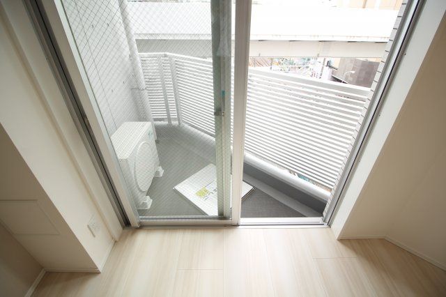 バルコニー　（別タイプ参考写真）レガリス西日暮里ステーションフロント　荒