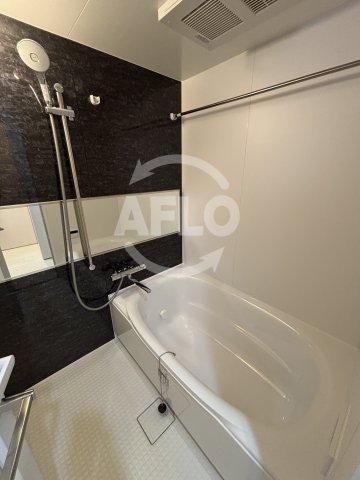 バス・シャワールーム　スプランディッド上本町WEST　浴室