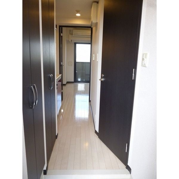 玄関　別タイプ参考写真　プレール・ドゥーク東京ＮＯＲＴＨII　北区中