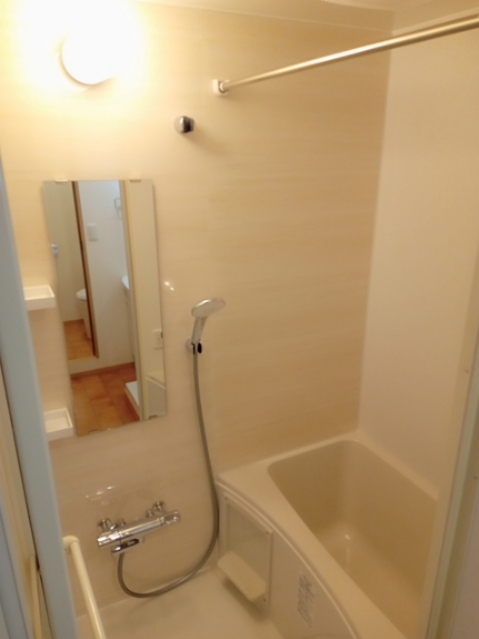 バス・シャワールーム　★浴室乾燥・追い焚き付きのバスルーム★