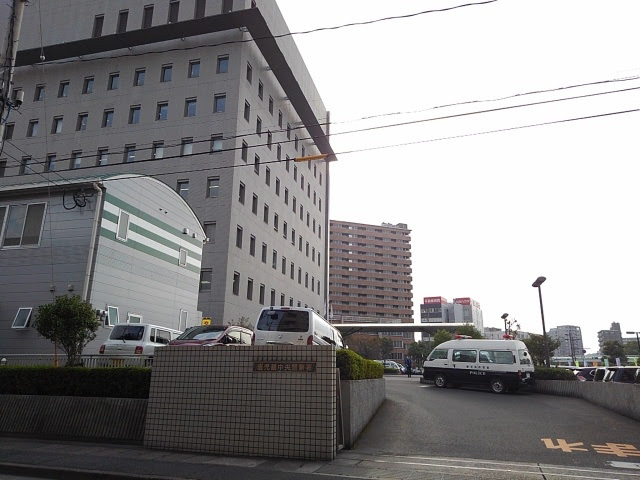 警察署・交番　鹿児島中央警察署（警察署・交番）まで353m