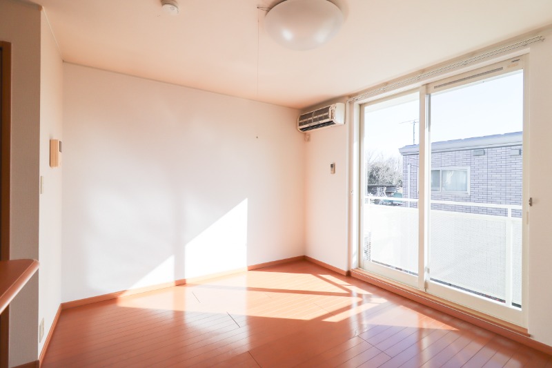 居室・リビング　図面と現状に相違がある場合には現状を優先