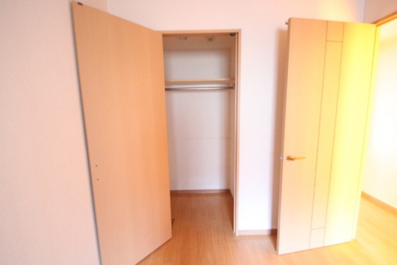 収納　※別部屋の写真です