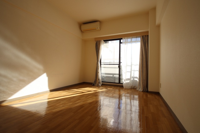 居室・リビング　別室の参考写真です。※現況優先