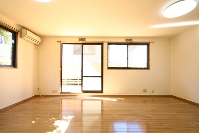 居室・リビング　居室