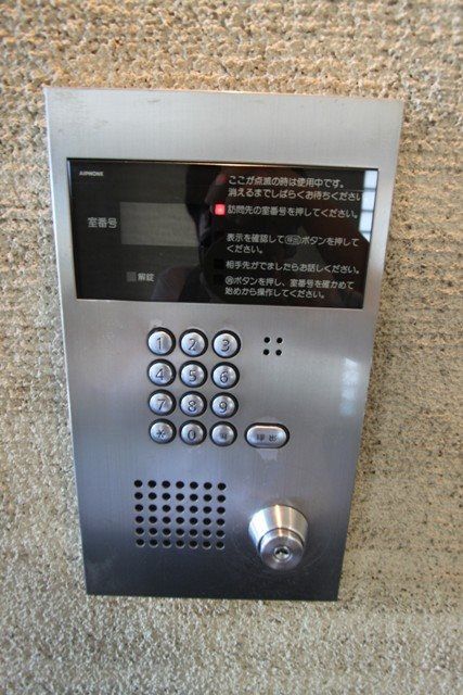 セキュリティ　安心のオートロック完備♪