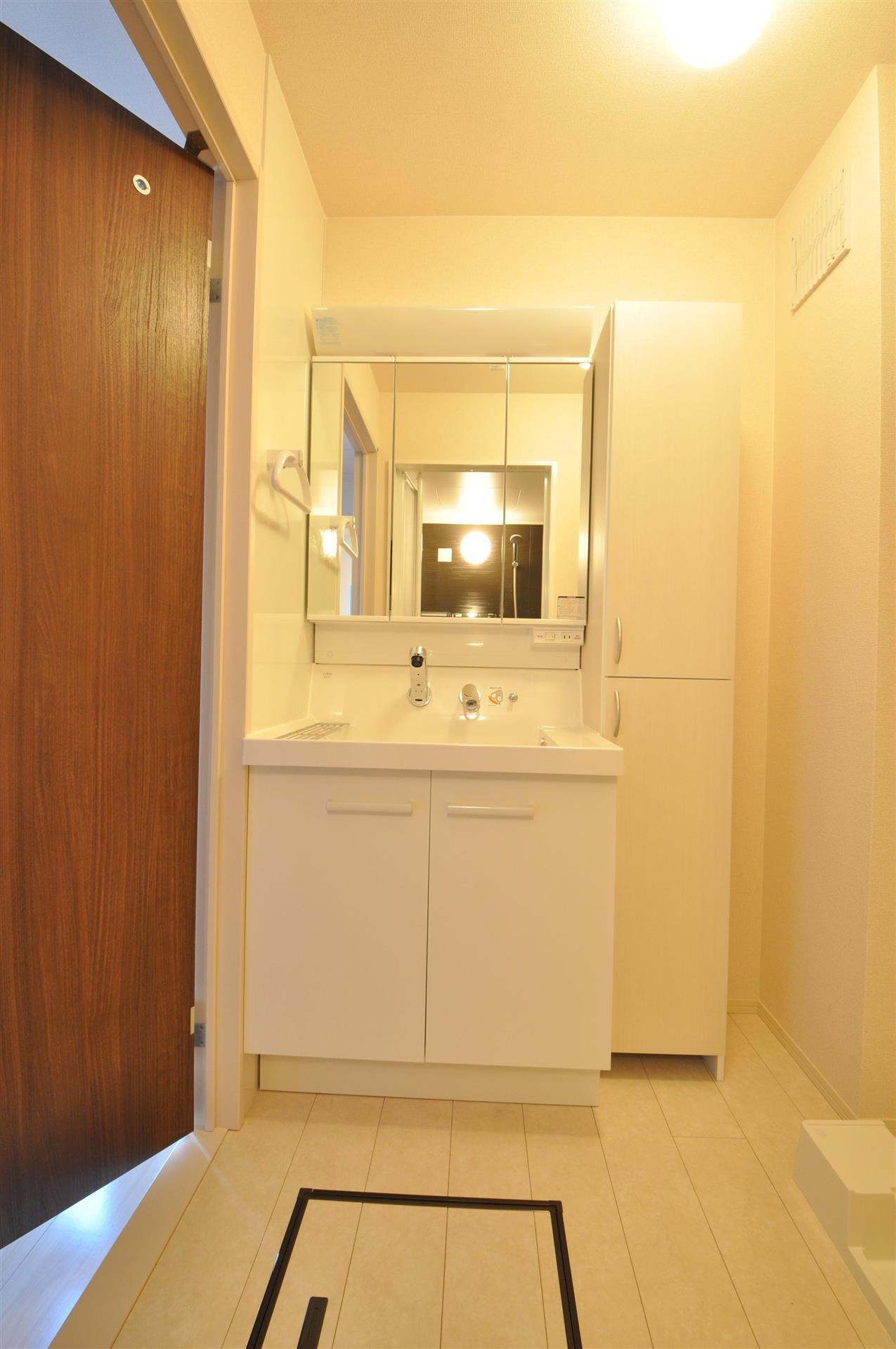 洗面設備　シャンプードレッサー