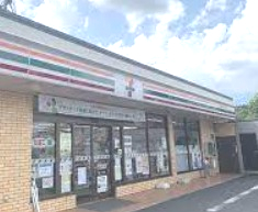 コンビニ　セブン-イレブン 横浜本牧町１丁目店（コンビニ）まで549m