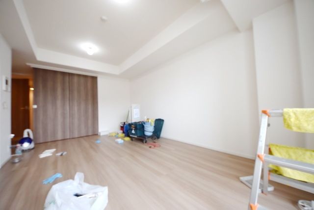 居室・リビング　リフォーム中