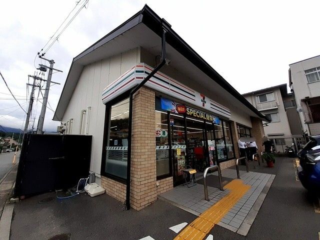 コンビニ　セブンイレブン下鴨水口店（コンビニ）まで400m