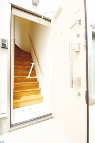 玄関　玄関です。