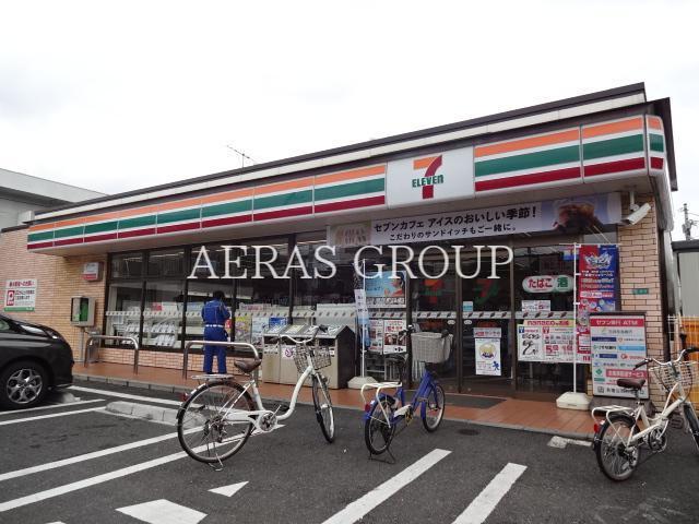 コンビニ　セブンイレブン江戸川中葛西8丁目店（コンビニ）まで215m