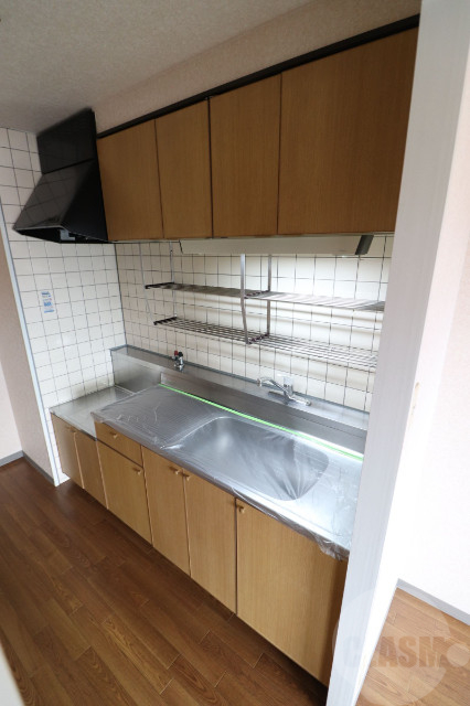 キッチン　収納豊富・コンロ設置可能です