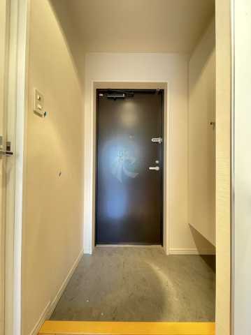 玄関　レニール本駒込