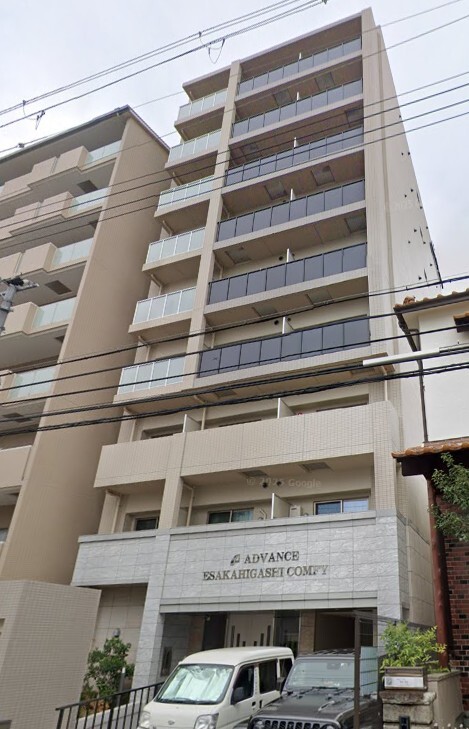建物外観　アドバンス江坂東コンフィ　外観