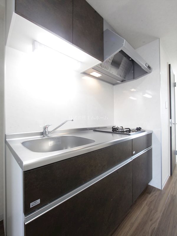 キッチン　システムキッチン（ガス2口コンロ付）