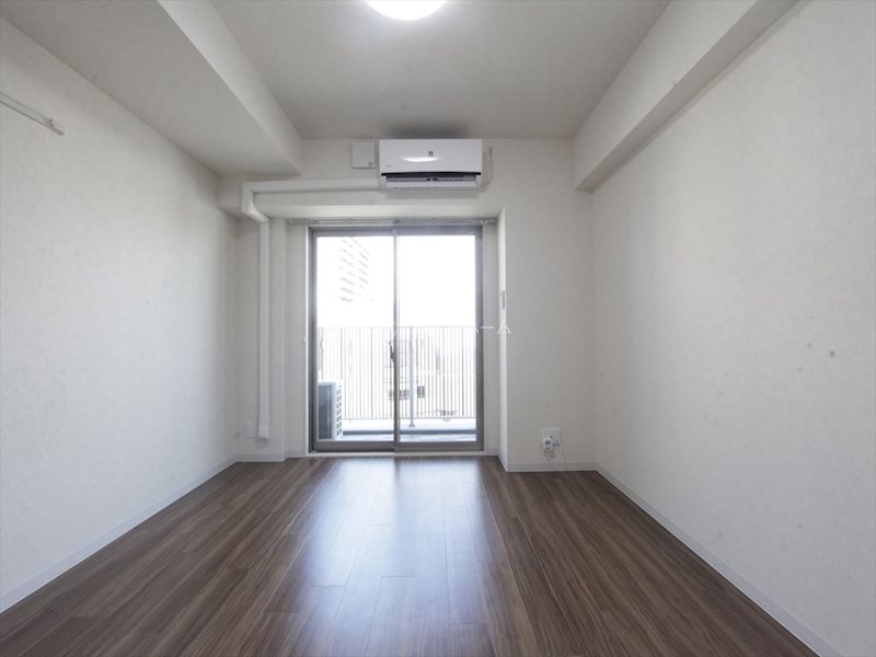 その他部屋・スペース　洋室7.2帖　エアコン完備　バルコニーに面しています