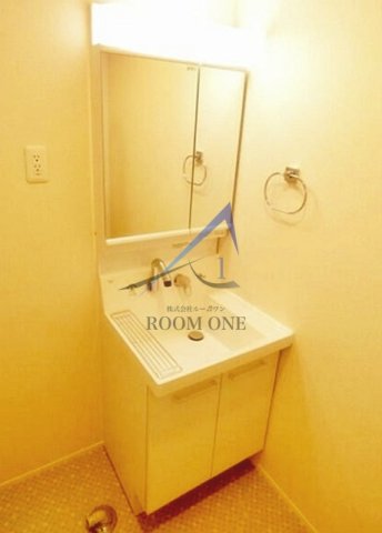 洗面設備　洗面台です。