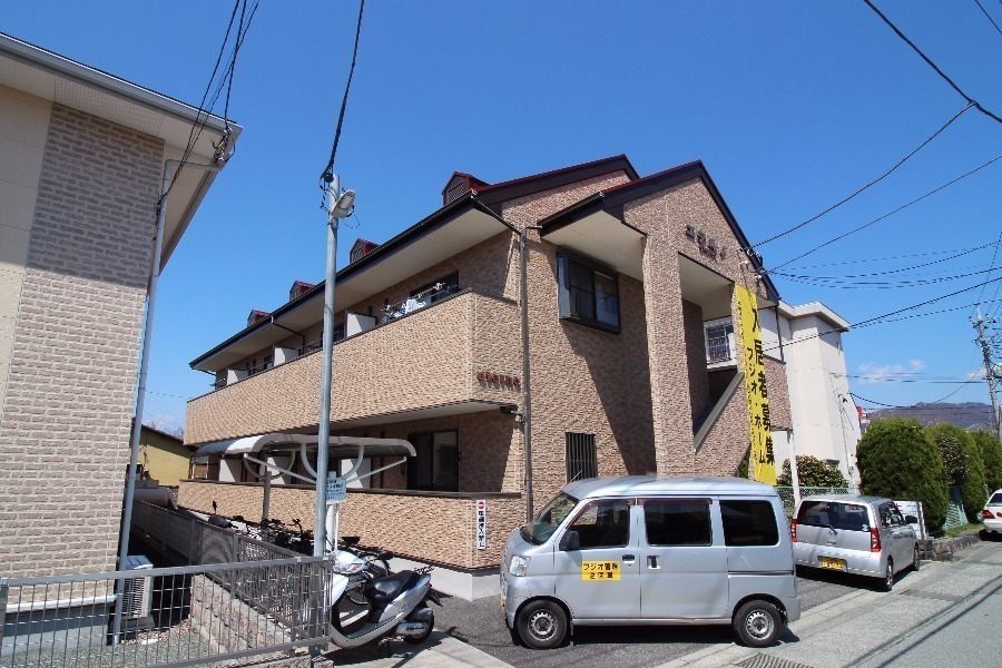 建物外観　きれいな外観