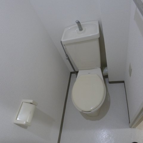 トイレ　別部屋のお写真です