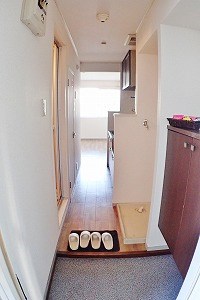 玄関　前回募集時の写真です