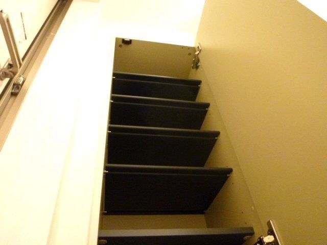 玄関　同タイプの仕様です。