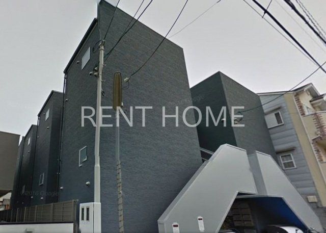 建物外観　まだまだ築浅のハイツです。