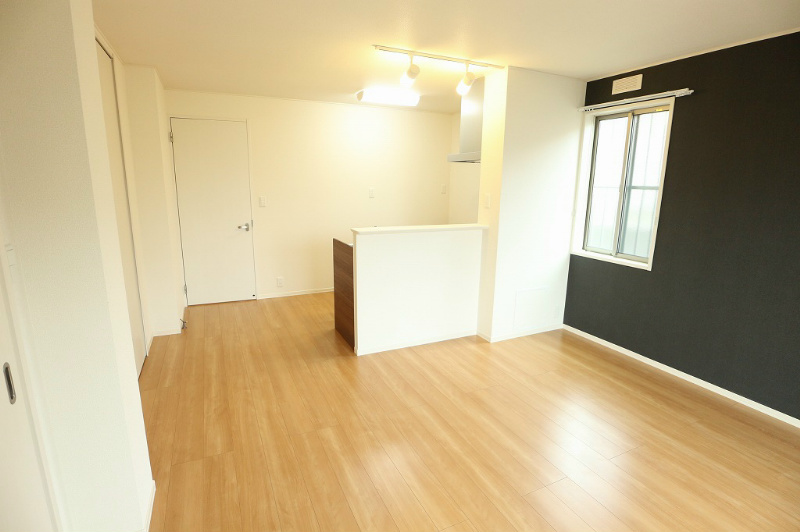 居室・リビング　写真は別建物(参考写真)