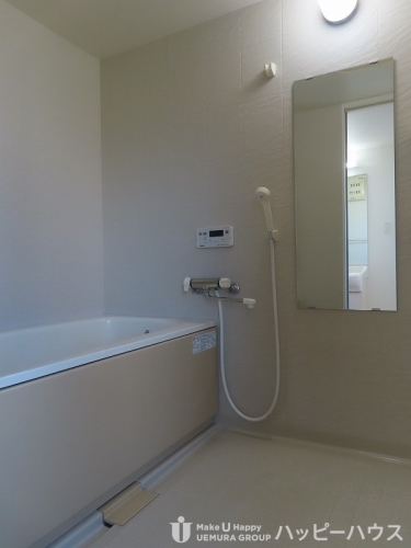 バス・シャワールーム　※別部屋のため、参考画像です。