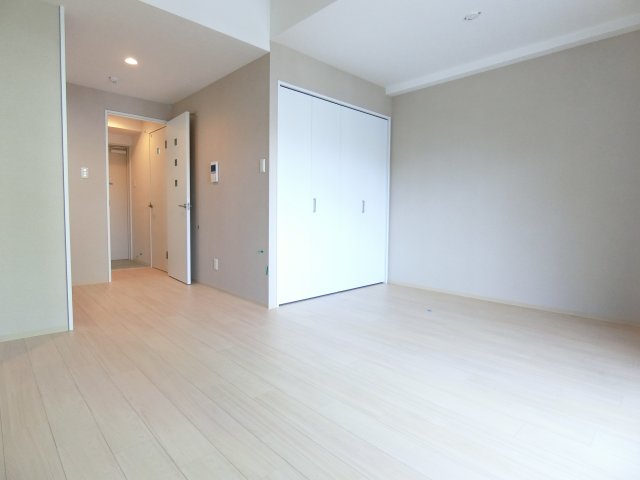 居室・リビング　詳細は、RISUMO江坂本店→06-6155-7137まで♪