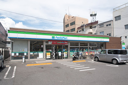 コンビニ　ファミリーマート吉島西一丁目店（コンビニ）まで343m
