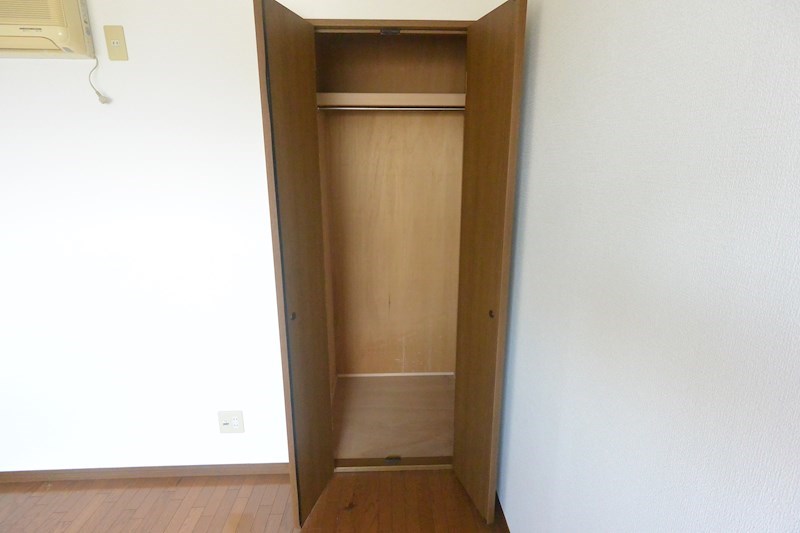 収納　洋室6収納