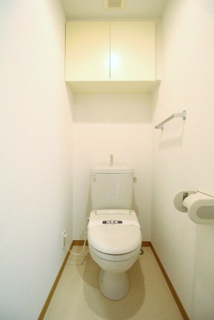 トイレ　※別部屋参考写真