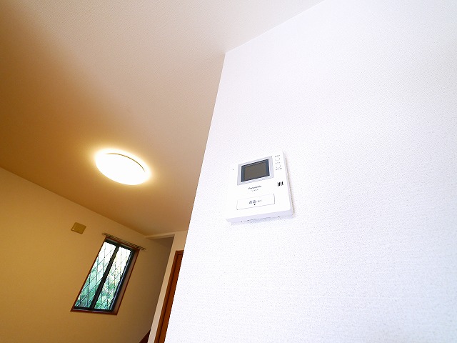 セキュリティ　モニター付きインターホン付き