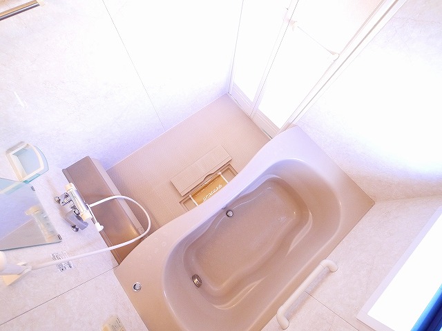 バス・シャワールーム　きれいなお風呂です