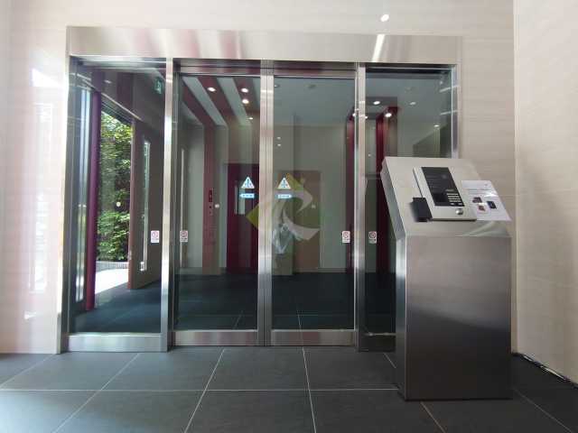 エントランス　エスパローマ目白