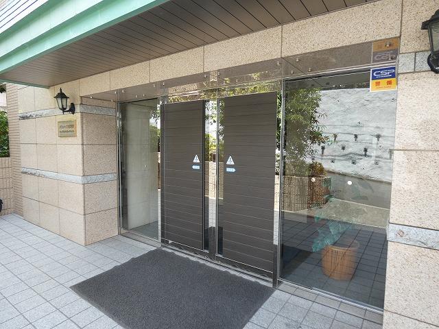 エントランス　エントランス