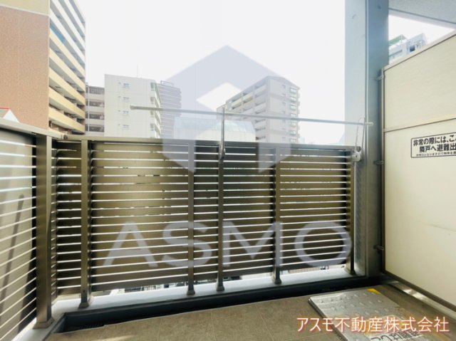 バルコニー　同マンション別部屋　参考写真