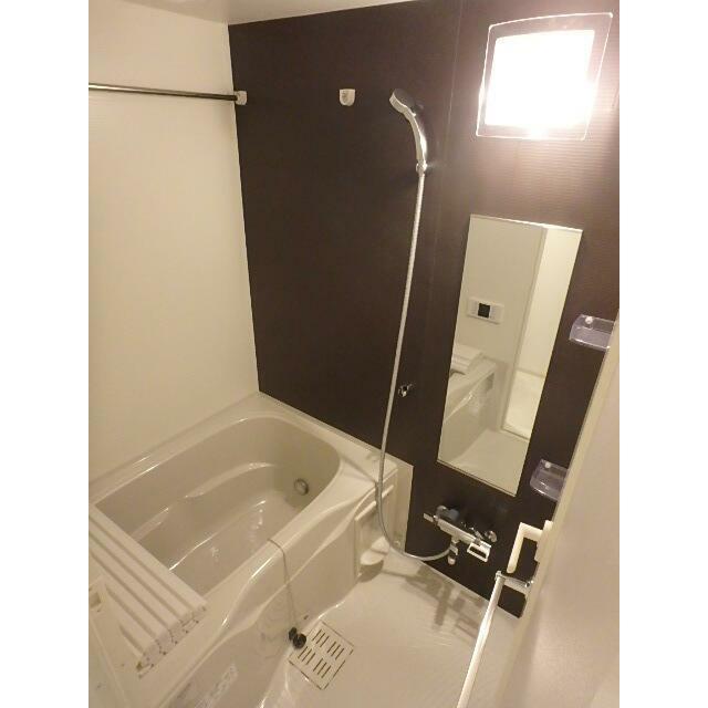 バス・シャワールーム　バスルーム
