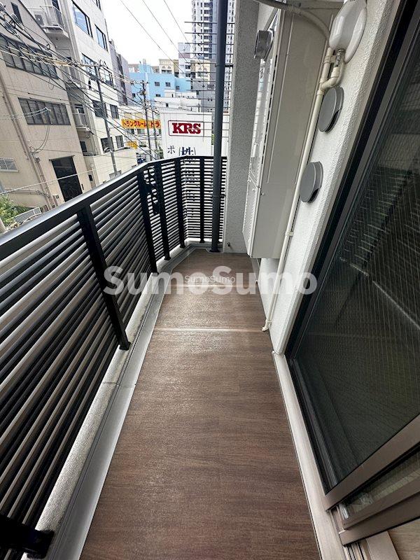 バルコニー　バルコニーからの眺めを楽しみながら食事をしませんか