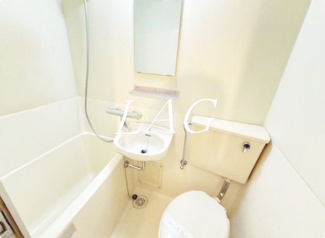 バス・シャワールーム　お風呂です。