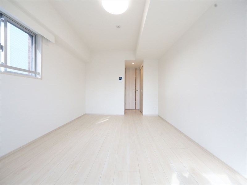 その他部屋・スペース　洋室10.5帖　クローゼット付（収納充実してます）