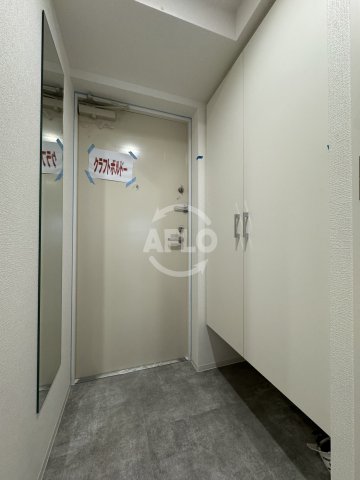 玄関　セレニテ難波ミラク壱番館　玄関