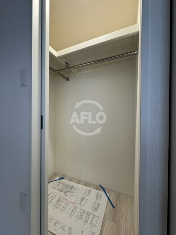 収納　セレニテ難波ミラク壱番館　WIC