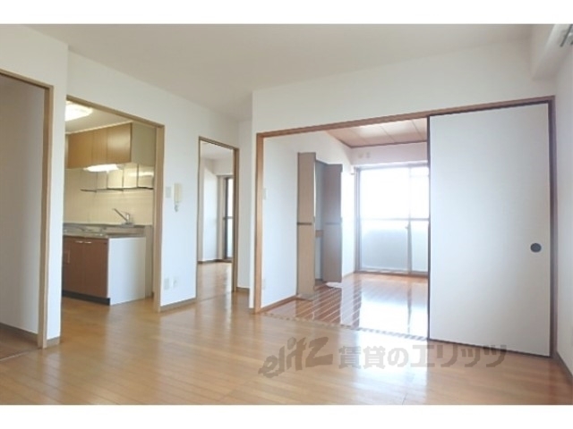 居室・リビング　リビング