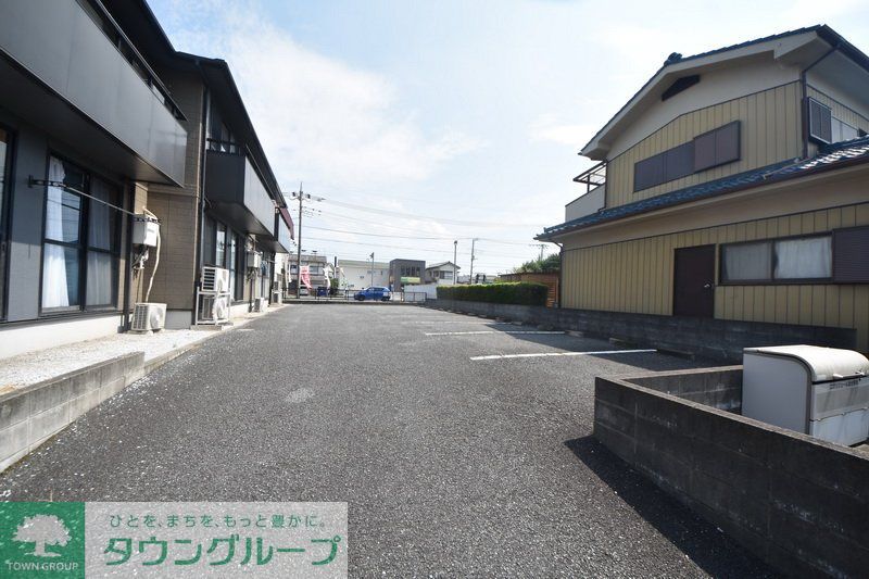 駐車場　駐車場