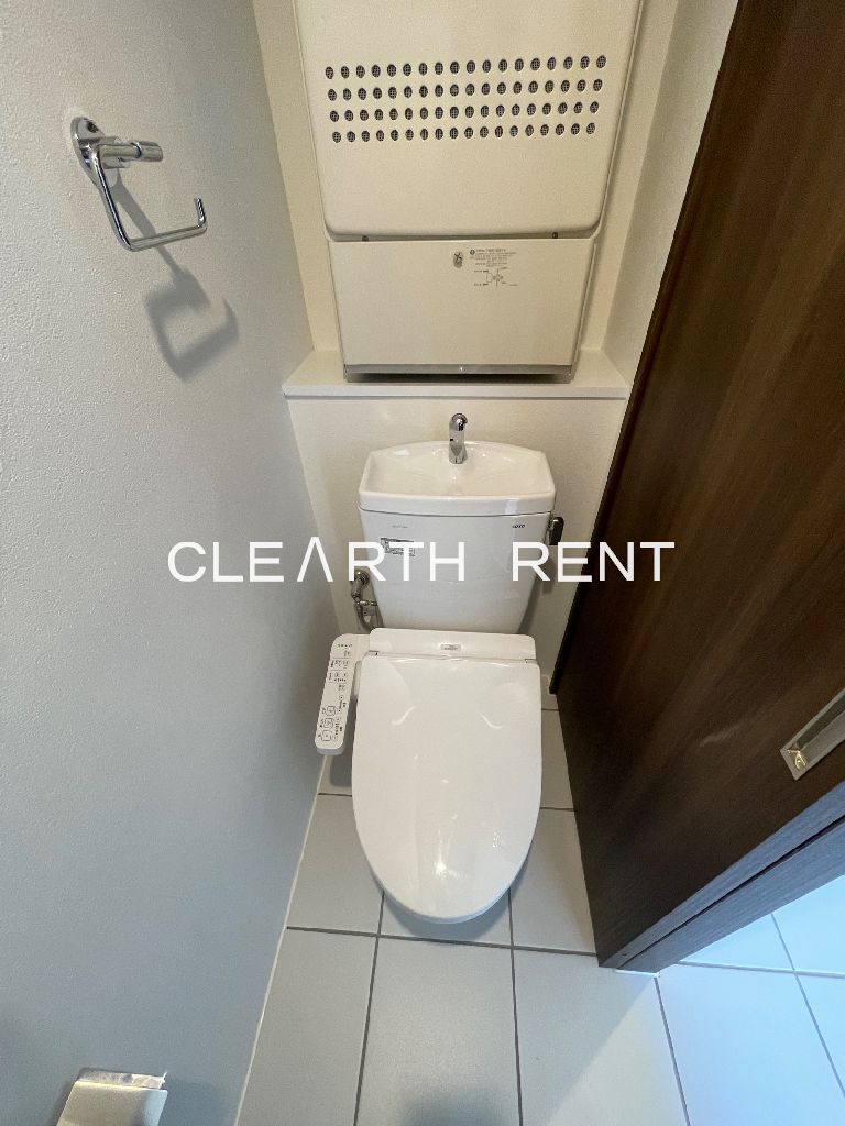 トイレ　同タイプ別住戸写真となります。現況と異なる場合がございます。